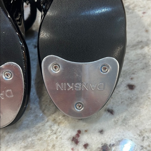 NEW..Danskin Black Patent Leather Kids Tap Shoes: Size 10 toddler - Picture 4 of 4
